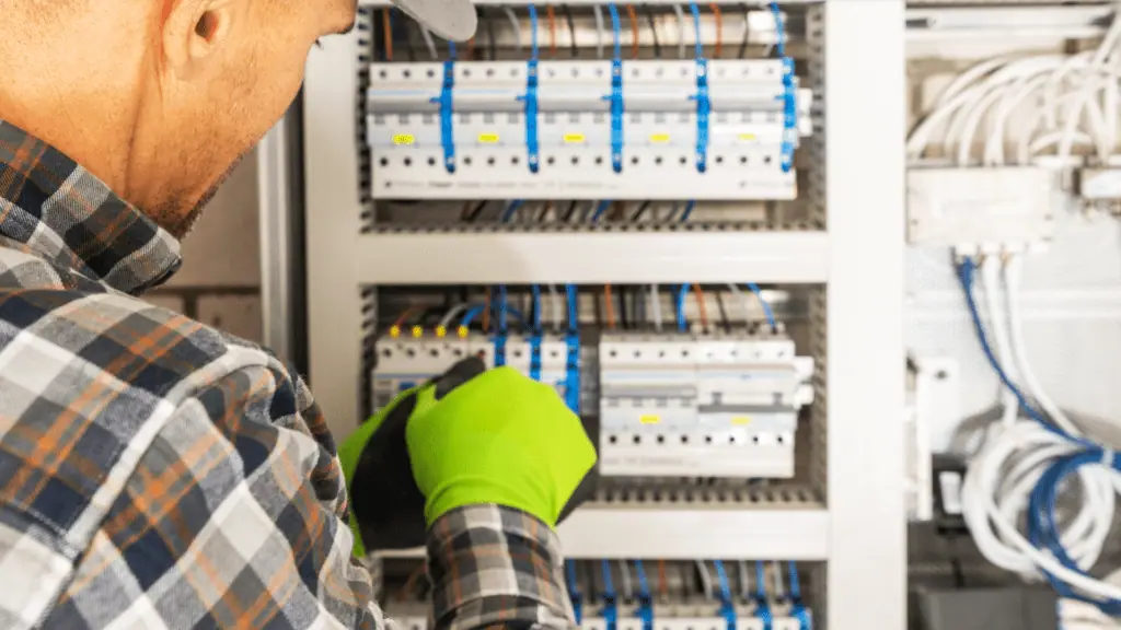 Contator: Compreendendo Suas Funções e Aplicações em Sistemas Elétricos