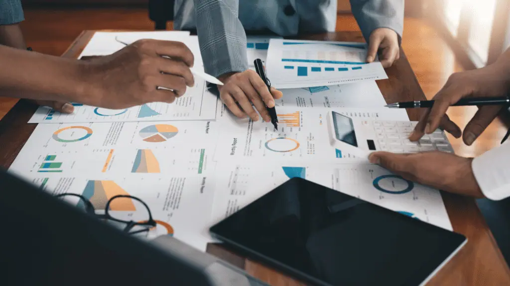 Contatores a Vácuo vs. Contatores Tradicionais: Uma Análise Aprofundada de Desempenho e Custo-Benefício